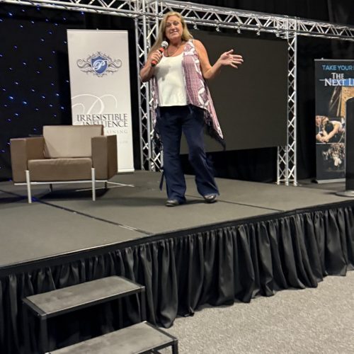 Mindset coach for high achievers Melissa Sigler empowering clients to rewrite their stories